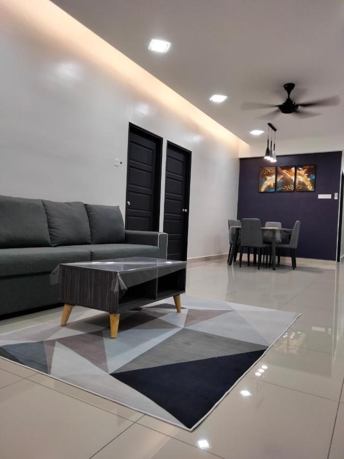 Wl Apartment Sitiawan